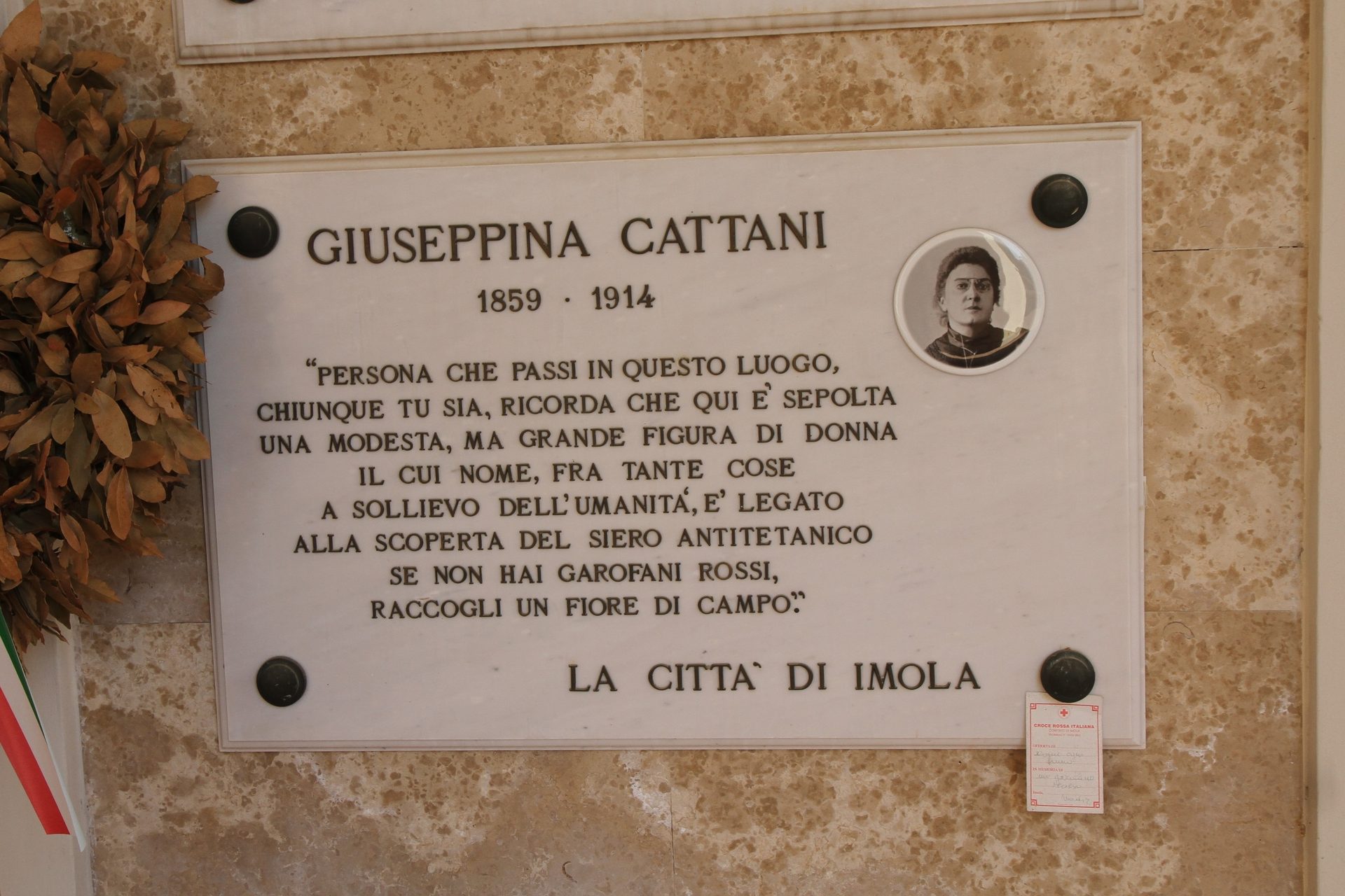 Giuseppina Cattani's tomb, Imola - 03.JPG